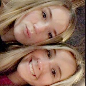 Meet your Posher, Caitlin